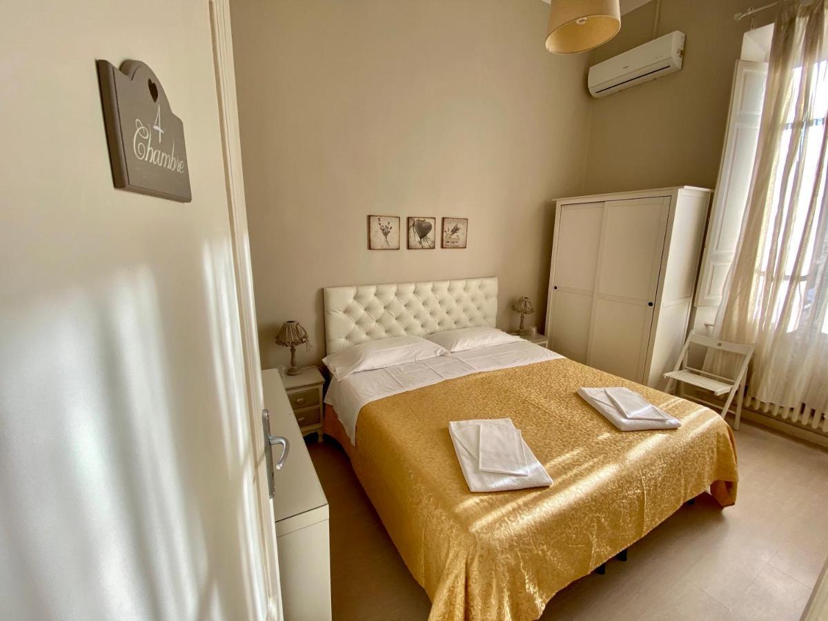 Deluxe Double Room Balcony,1113644853:JPEG