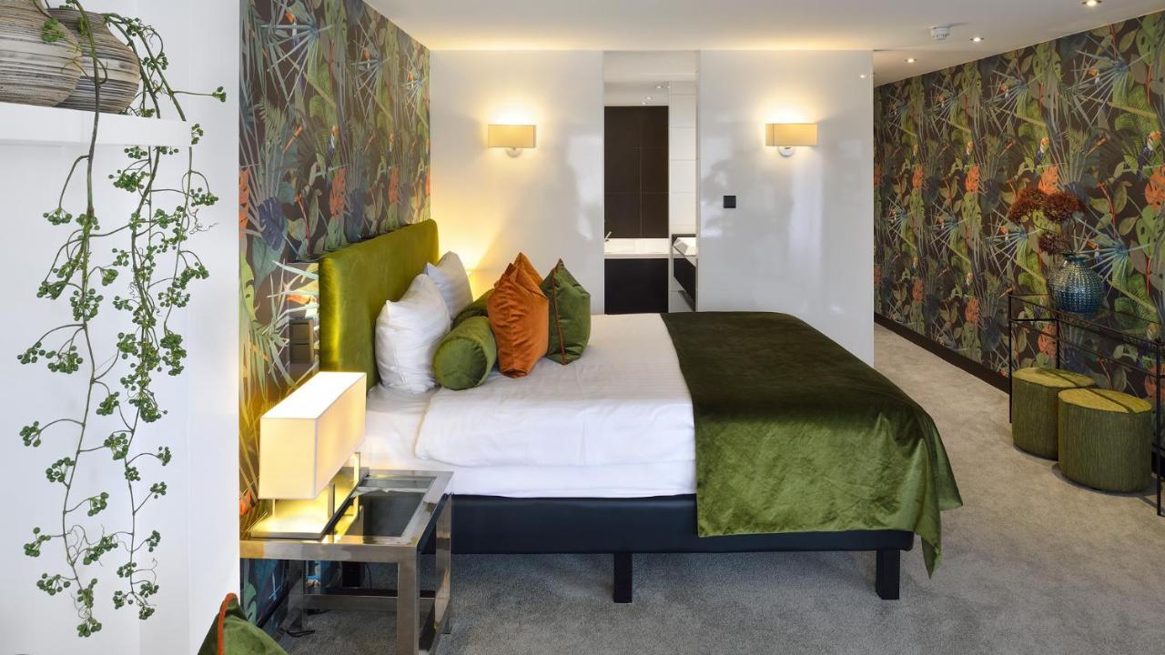 Garden Suite,970120678:JPEG