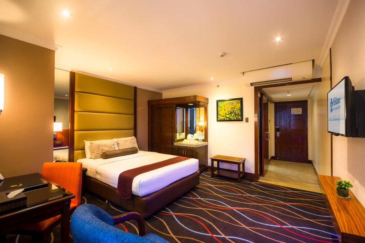 Parklane Twin or Double Room