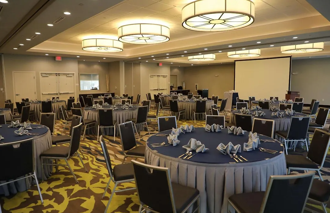 Hilton Garden Inn Austin Airport-1