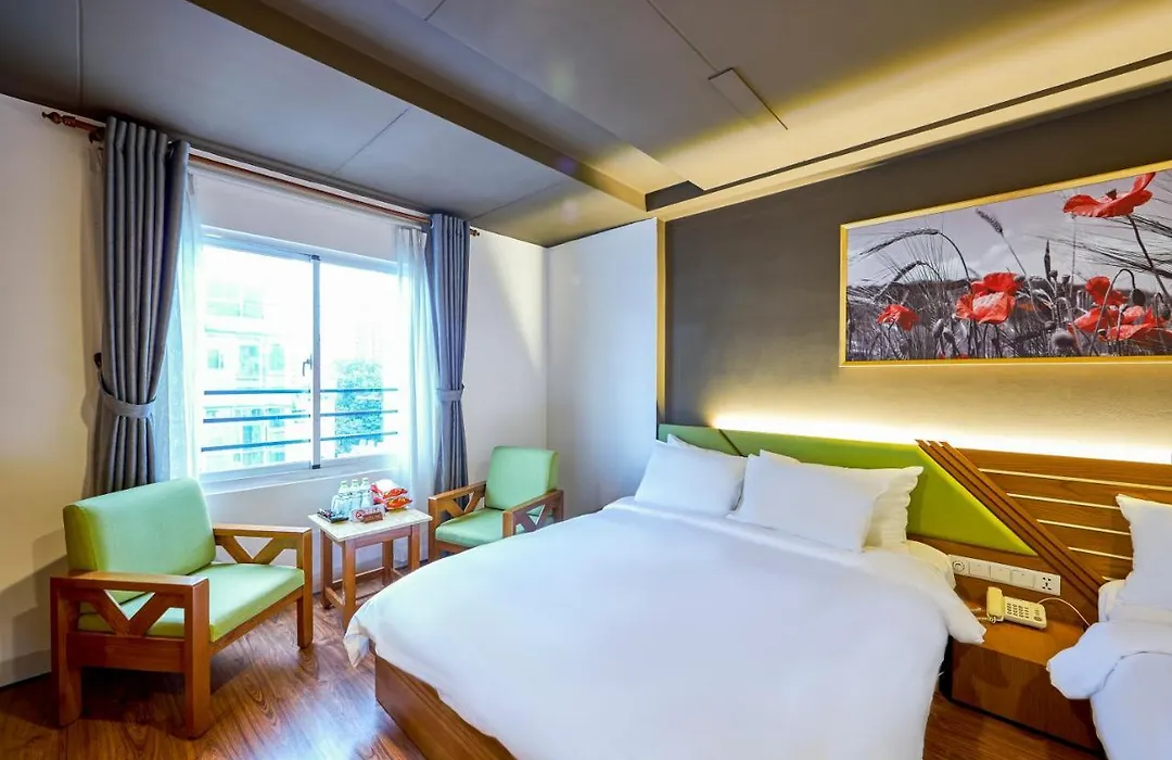 The Noble Swan Hotel Saigon-1