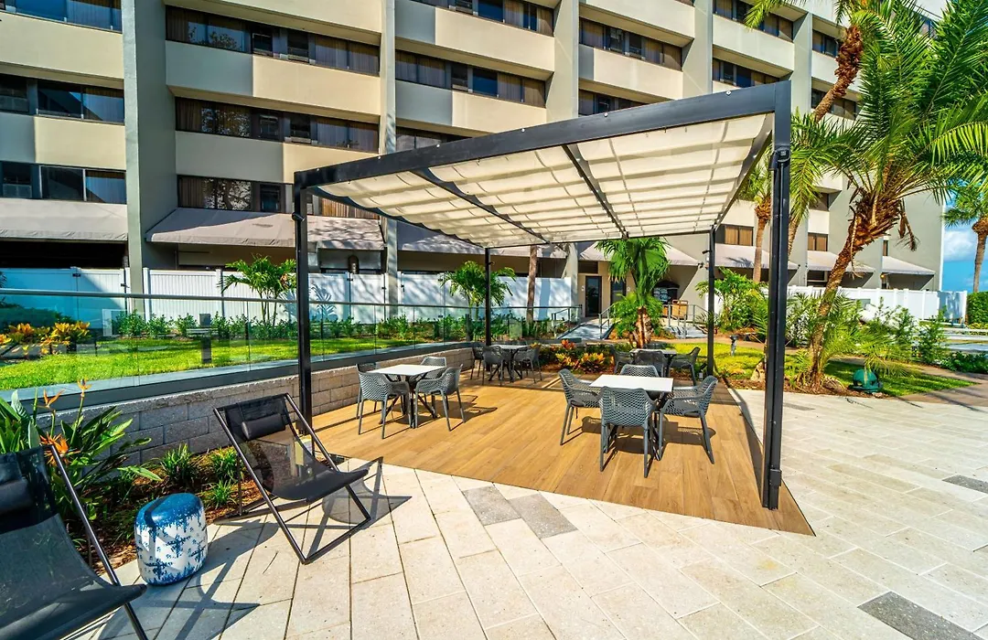 Doubletree By Hilton Tampa Rocky Point Waterfront-1