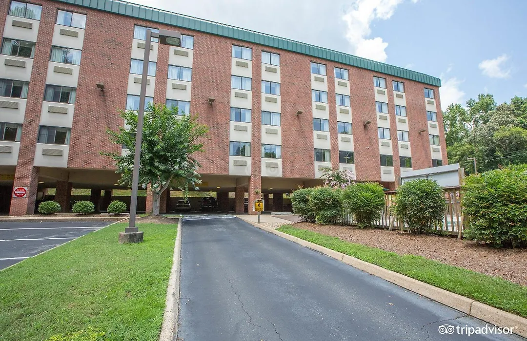 Country Inn & Suites By Radisson, Williamsburg East Busch Gardens , Va-1
