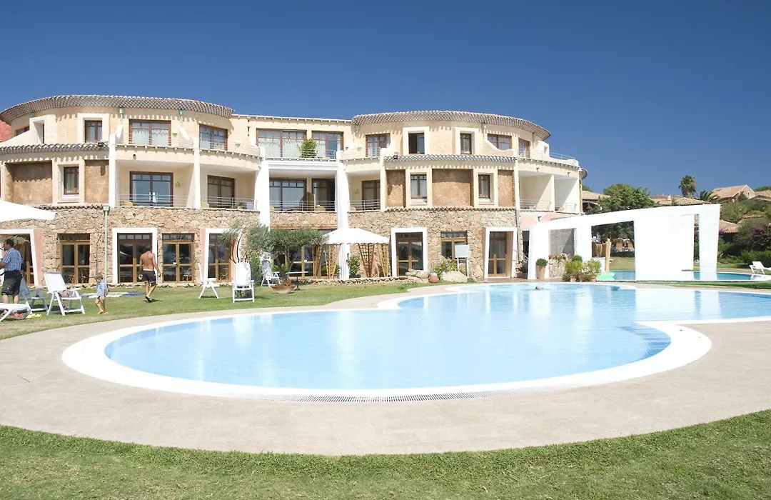 Hotel Resort & Spa Baia Caddinas-1