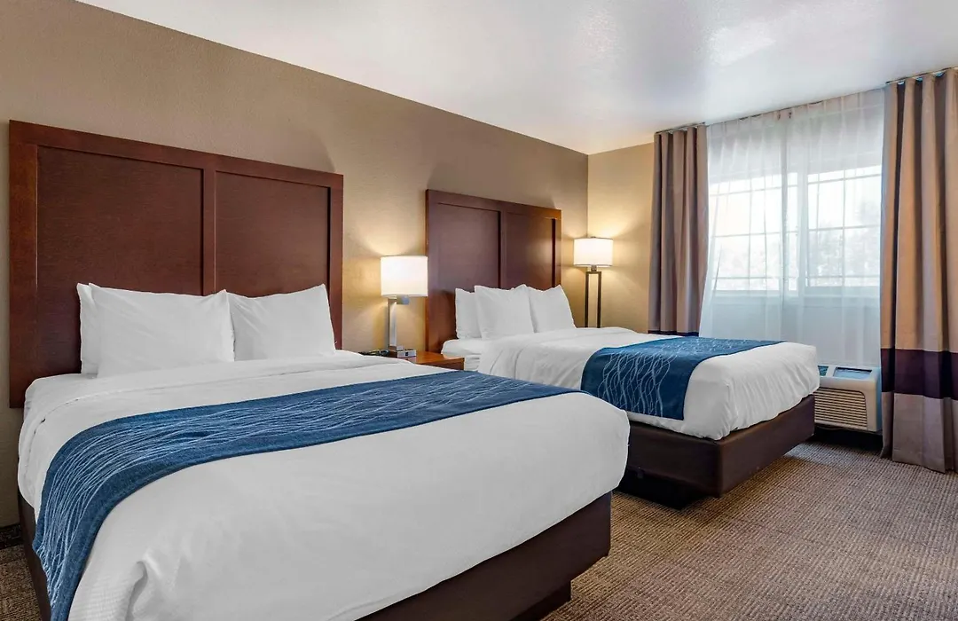 Comfort Inn & Suites Ukiah Mendocino County-1