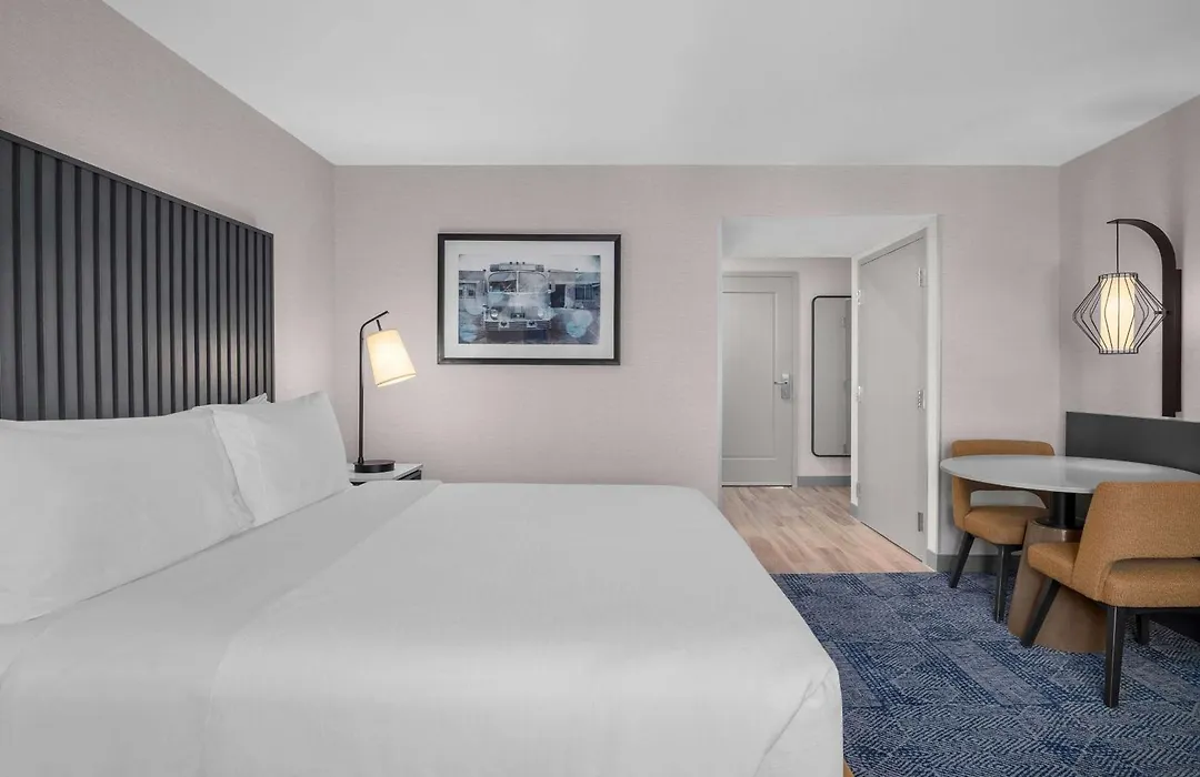 Embassy Suites By Hilton El Paso-1