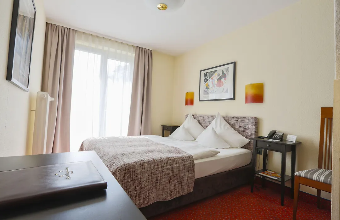 Hotel Nymphenburg City - Muenchen-1