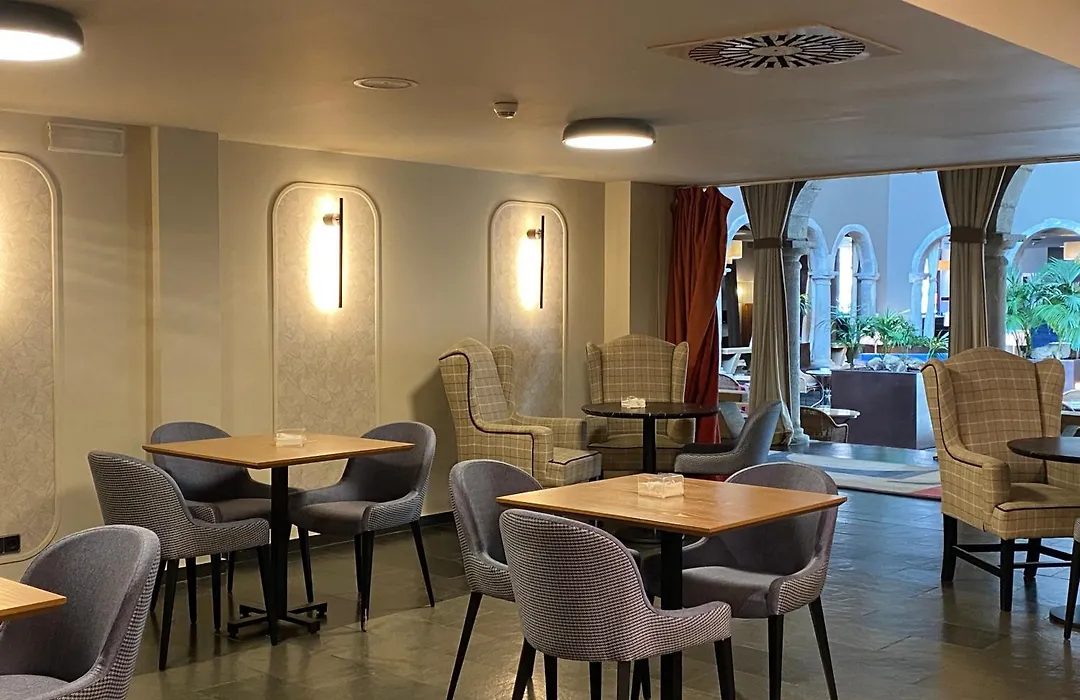 Parador De La Seu D'urgell-1