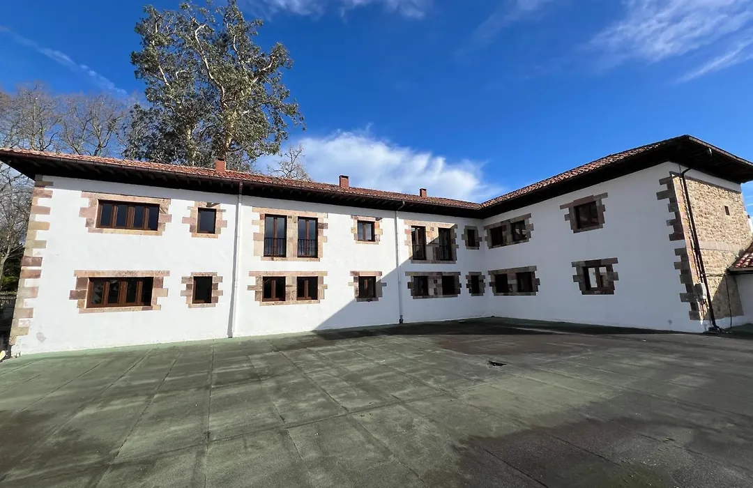 Hotel Santillana-1