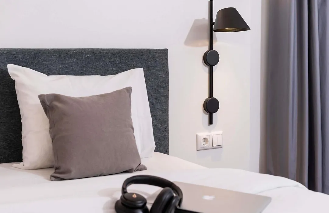 Ibis Styles Hamburg Alster City-1