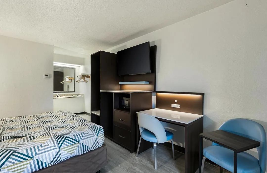 Studio 6 Suites Jacksonville, Nc - Camp Lejeune-1