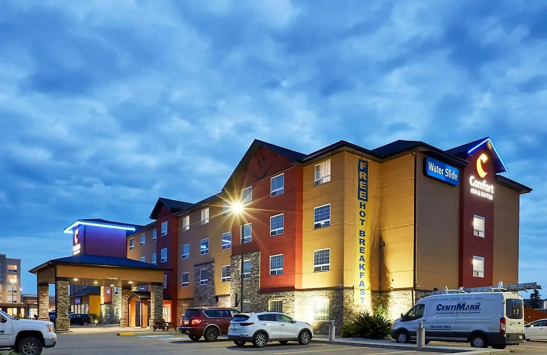 Comfort Inn & Suites-1