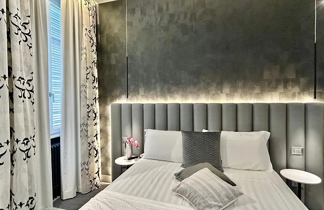 Private Luxury Suites-1