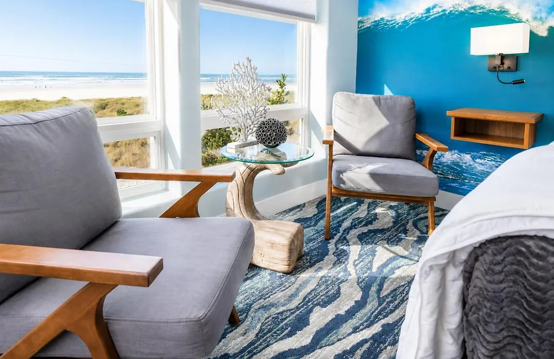 The Seaside Oceanfront Inn-1