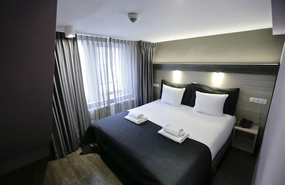 City Hotel Amsterdam-1
