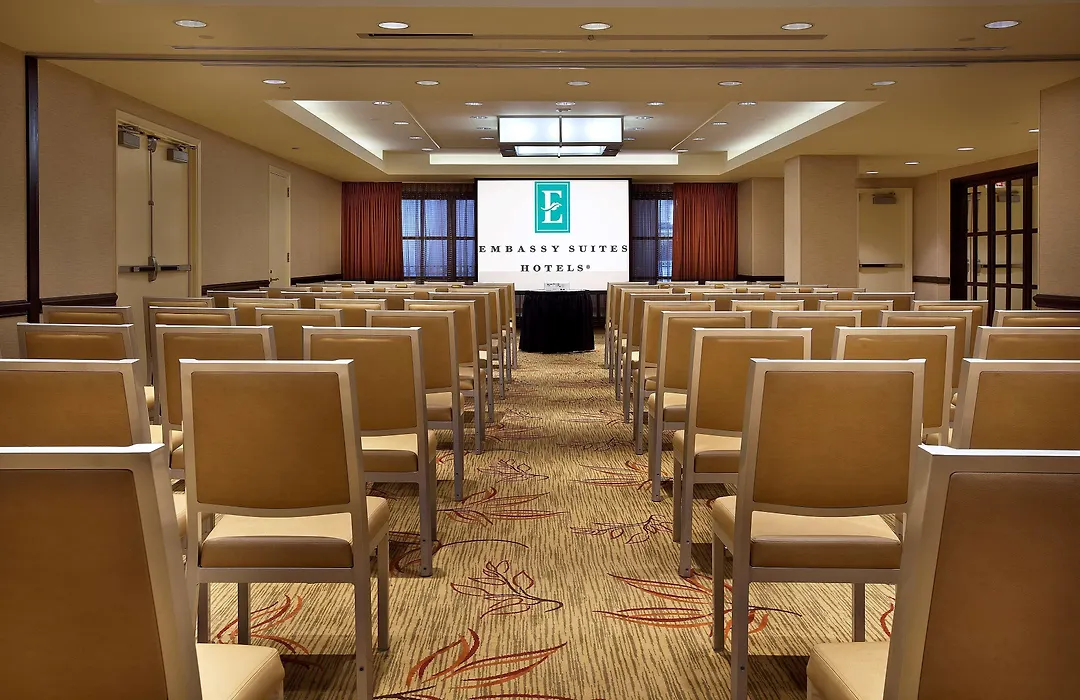 Embassy Suites By Hilton Washington Dc Chevy Chase Pavilion-1