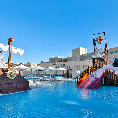 Amarina Abu Soma Resort & Aquapark-3