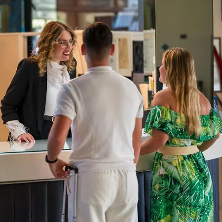 Carlton Hotel Riviera-2