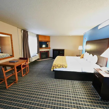 Baymont By Wyndham Marshalltown-2