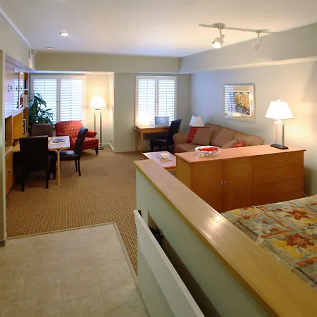 Palisades Tahoe Lodge-3