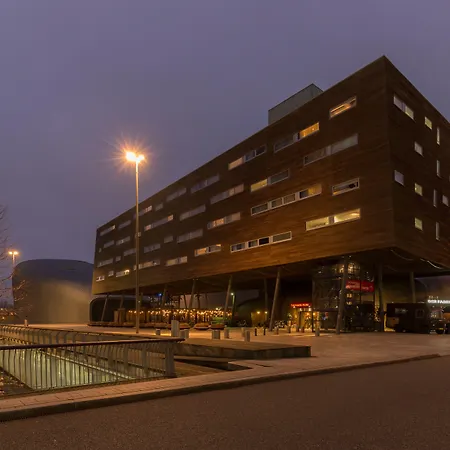 Leonardo Hotel Almere City Center-2