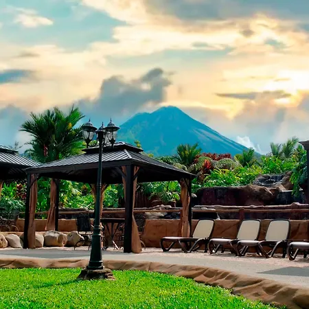 Volcano Lodge, Hotel & Thermal Experience-3