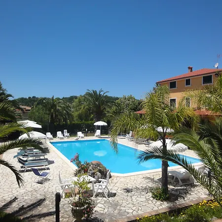Residence e B&B Villamirella-2