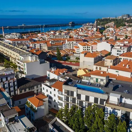 The Editory Garden Carmo Funchal-2