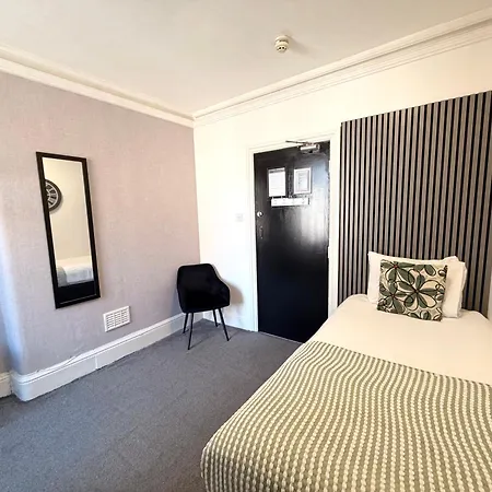 Mitre Hotel Manchester City Centre-3
