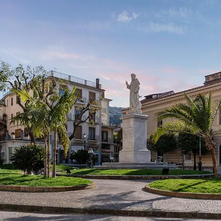 Palazzo Tasso-3