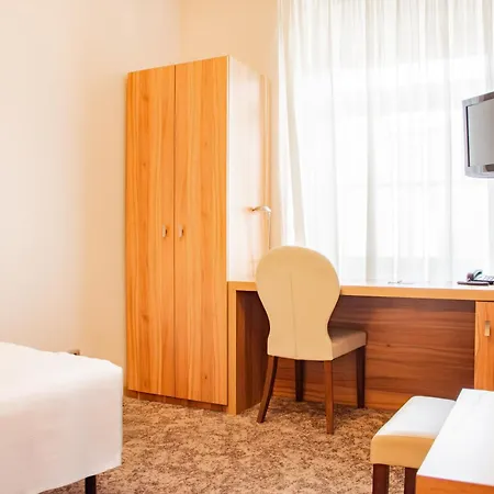 Tulip Hotels - Wroclaw Patio-2