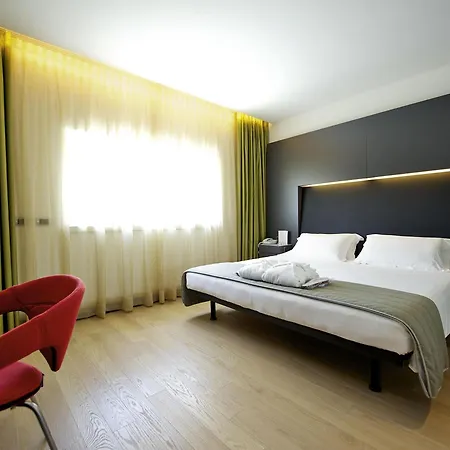 Mercure Nerocubo Rovereto-2