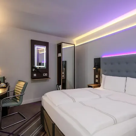Premier Inn Freiburg City Nord-3