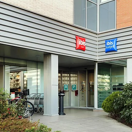 Ibis Lleida-3