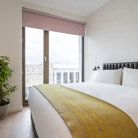 Premier Suites Amsterdam-2