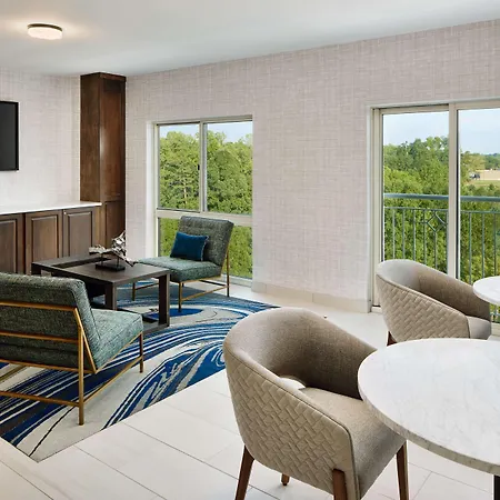 Hilton Charlotte Airport Hotel-2