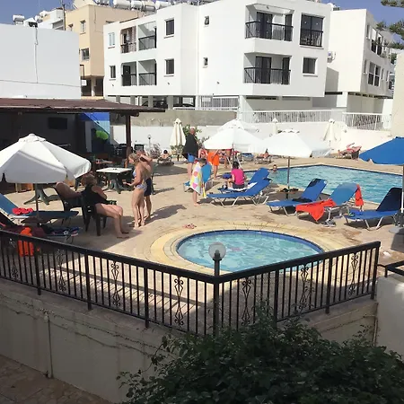 Florea Hotel Apartments-3