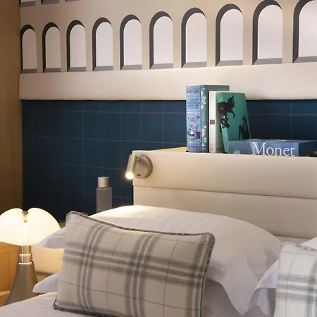 Hotel Sleeping Belle - Gare De Lyon Bastille-3
