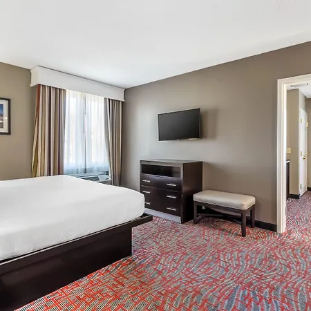 Comfort Inn & Suites North Charleston - Northwoods-3