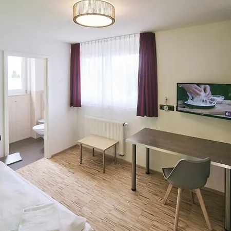Hotel Merlin-2