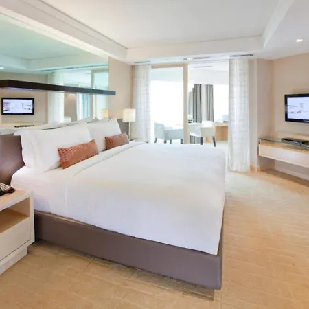 Dorsett Grand Subang Hotel-3