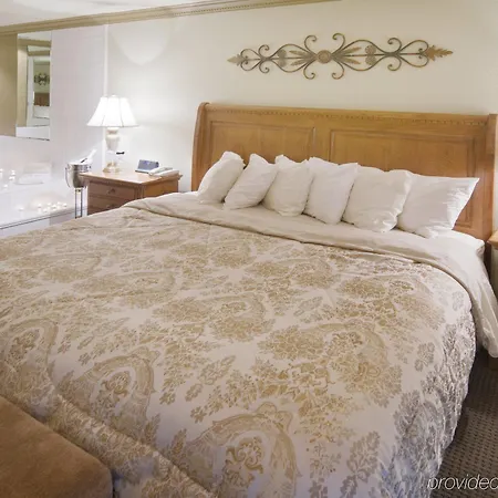 Americas Best Value Inn-3