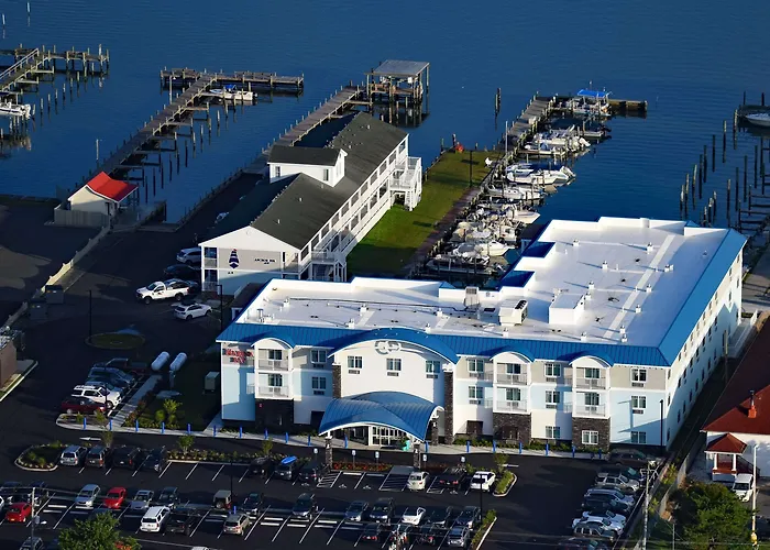 Marina Bay Hotel & Suites, Ascend Hotel Collection Chincoteague