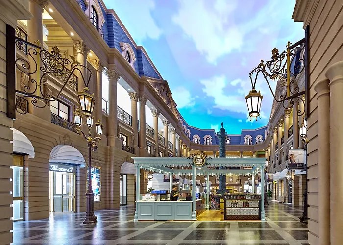 The Parisian Macao
