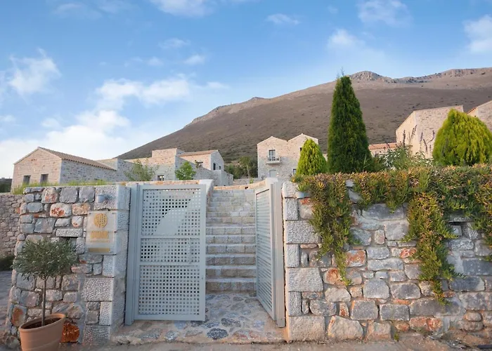 Armantanis Luxury Suites