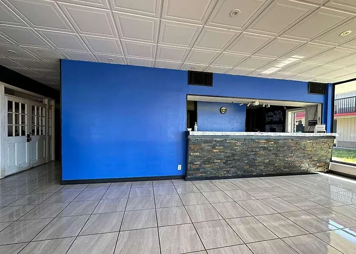 Travelodge Lumberton