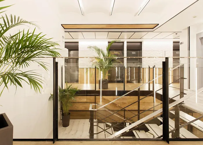 Green House Hotel