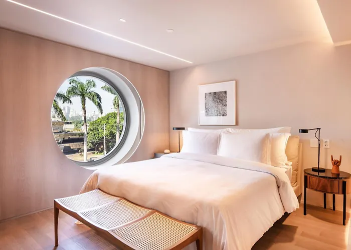 Hotel Unique