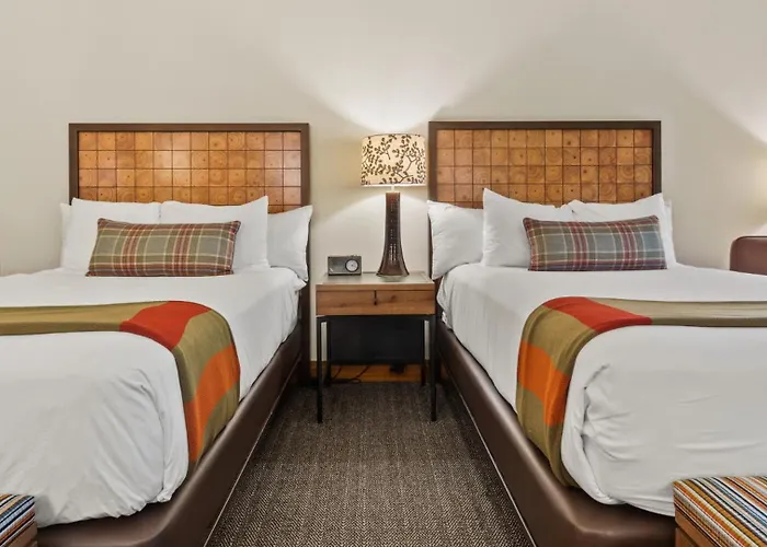 1122 Guest Room - Lodge At Spruce Peak - Stowe Mt Resort - Sleeps 4