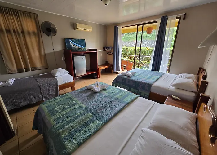 Hotel Iris Arenal